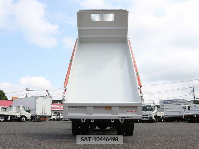 Isuzu ELF TRUCK 2017-10 268317-18