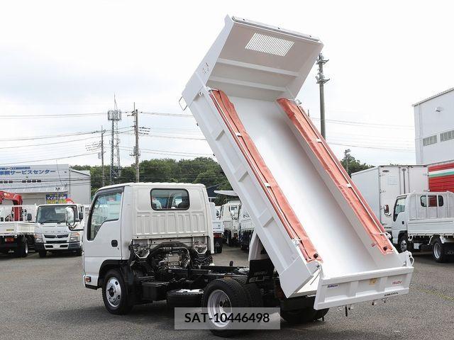 Isuzu ELF TRUCK 2017-10 268317-17