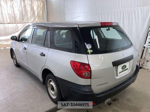 Mitsubishi LANCER CARGO 2009-04 274129-2