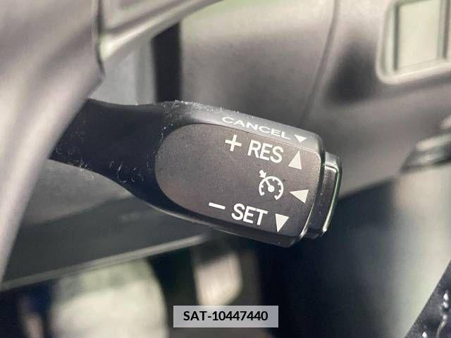 Toyota HARRIER 2015-10 346851-5