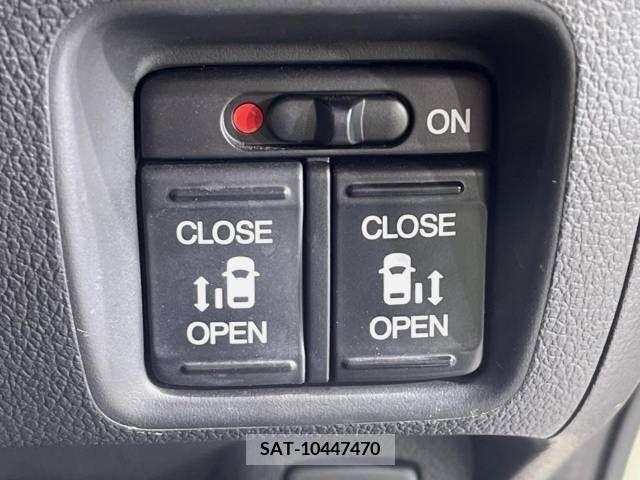 Honda N BOX CUSTOM 2016-10 364725-5