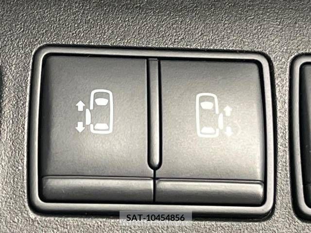 Nissan SERENA 2011-08 324890-3