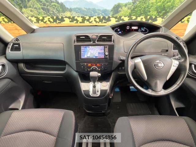 Nissan SERENA 2011-08 324890-1