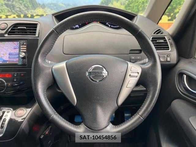 Nissan SERENA 2011-08 324890-8