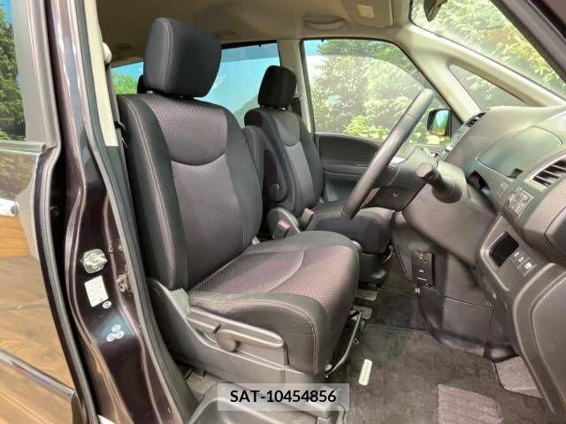 Nissan SERENA 2011-08 324890-9