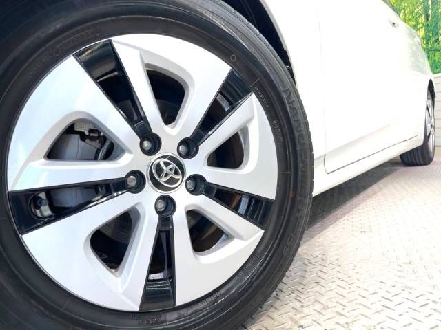 Toyota PRIUS 2016-11 23542-13