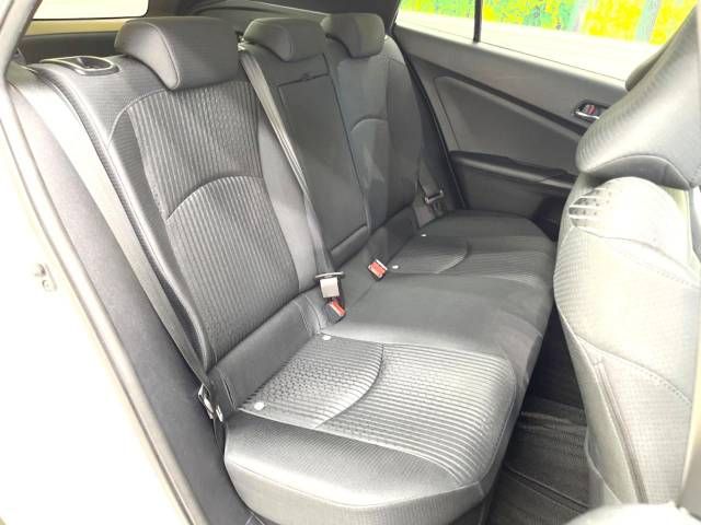 Toyota PRIUS 2016-11 23542-9