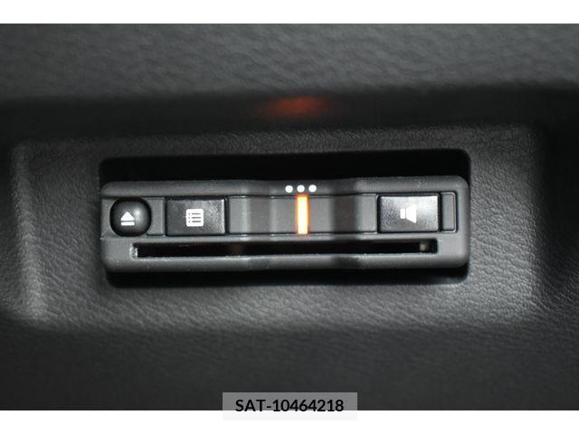 Nissan KICKS 2021-02 242510-8