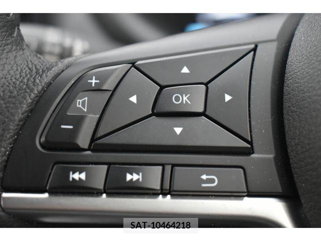 Nissan KICKS 2021-02 242510-5