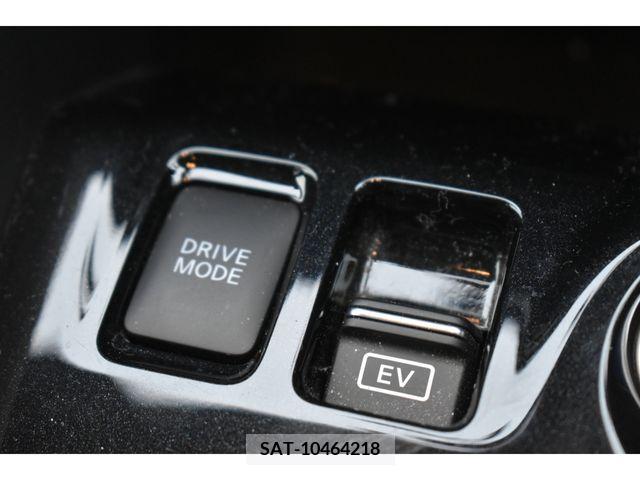 Nissan KICKS 2021-02 242510-13