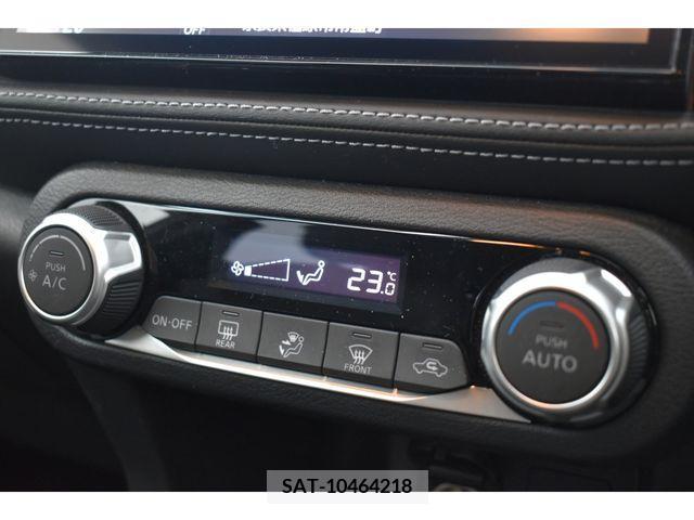 Nissan KICKS 2021-02 242510-12