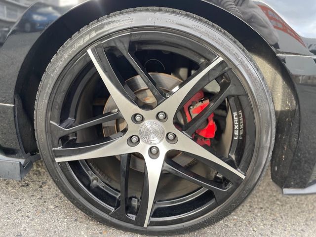 Ford MUSTANG 2017-06 184385-18