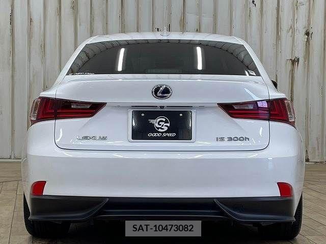 Lexus IS 2013-10 300070-12