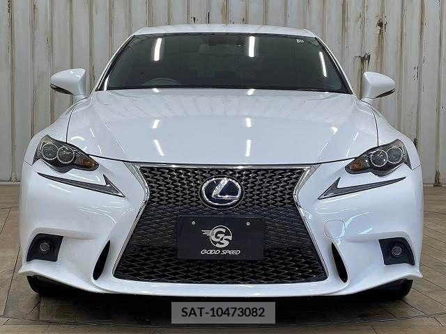 Lexus IS 2013-10 300070-11