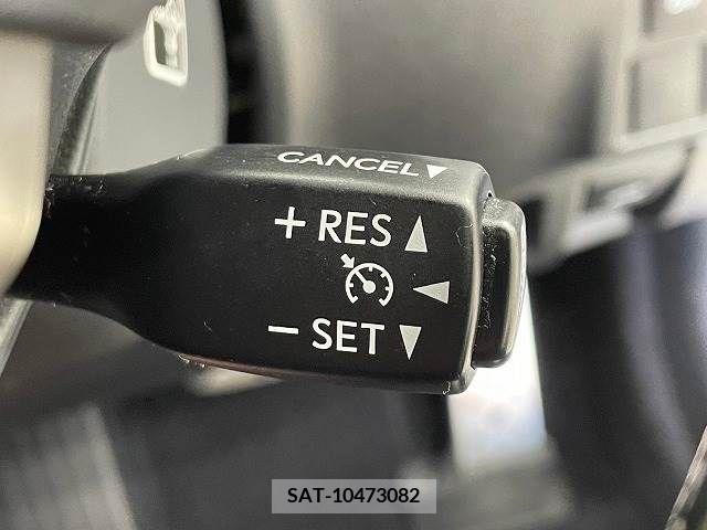 Lexus IS 2013-10 300070-4