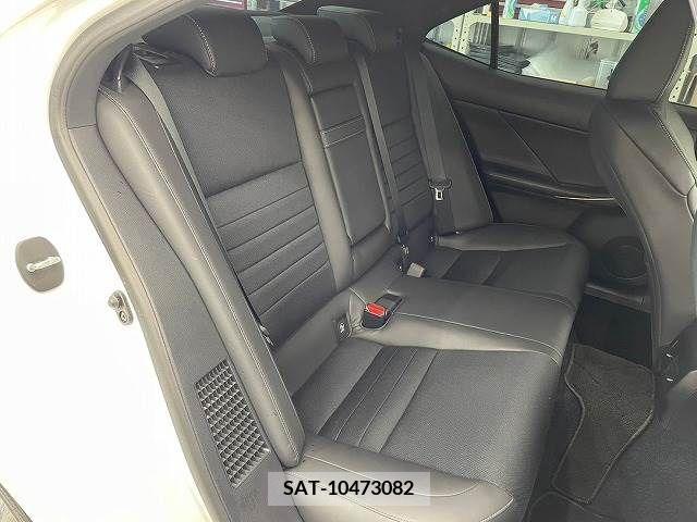 Lexus IS 2013-10 300070-9