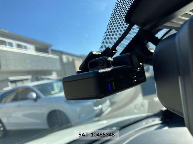 Nissan KICKS 2021-03 216576-19