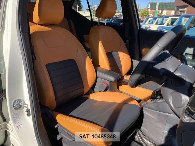 Nissan KICKS 2021-03 216576-4