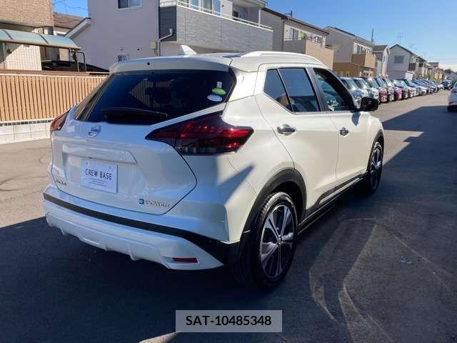 Nissan KICKS 2021-03 216576-1