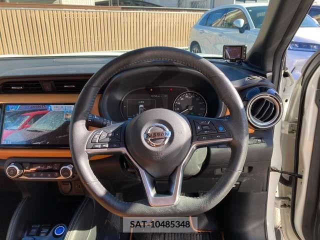 Nissan KICKS 2021-03 216576-10