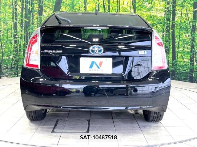 Toyota PRIUS 2012-01 322026-15