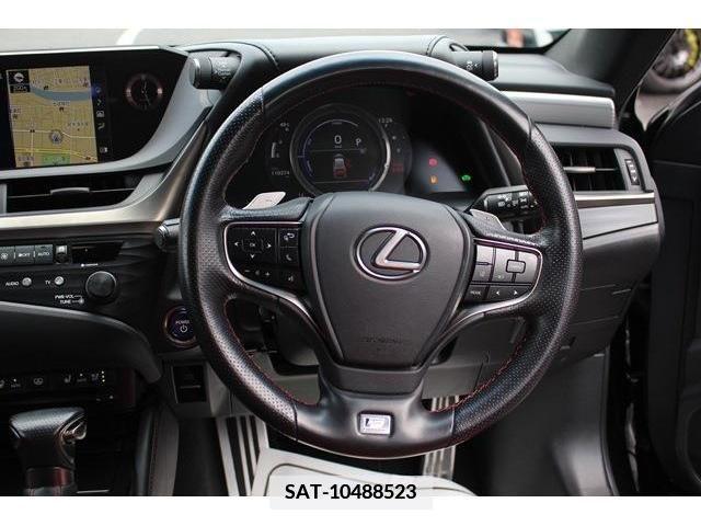 Lexus ES 2019-08 362741-16