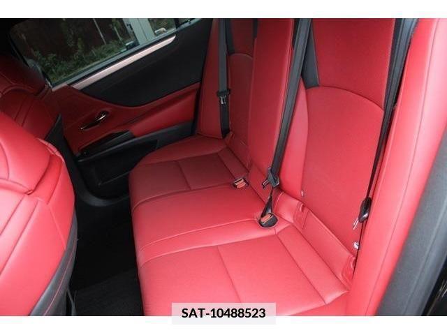 Lexus ES 2019-08 362741-13