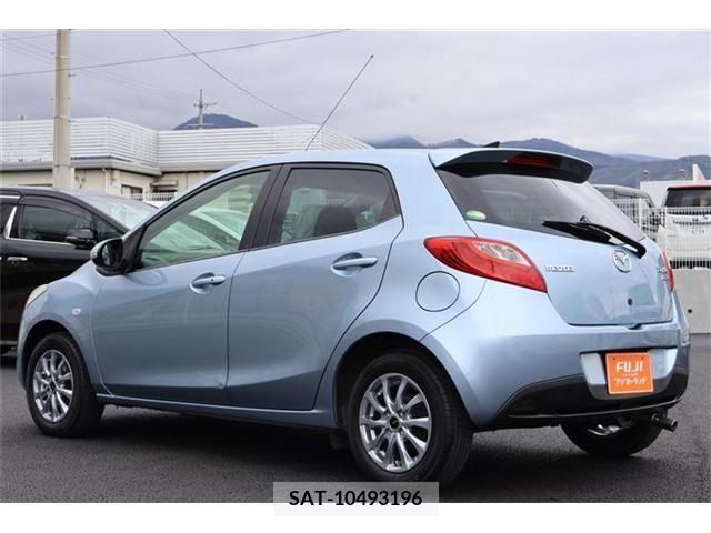 Mazda DEMIO 2013-05 268374-1