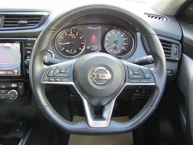 Nissan X-TRAIL 2017-12 3800-11