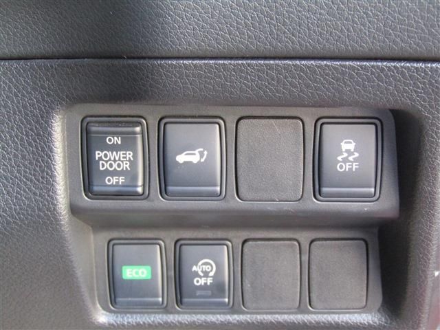 Nissan X-TRAIL 2017-12 3800-17