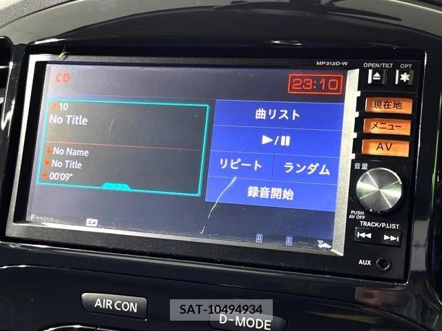Nissan JUKE 2013-08 382353-3