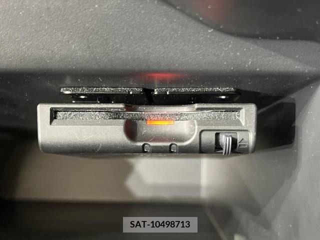 Nissan NOTE 2015-06 302378-8