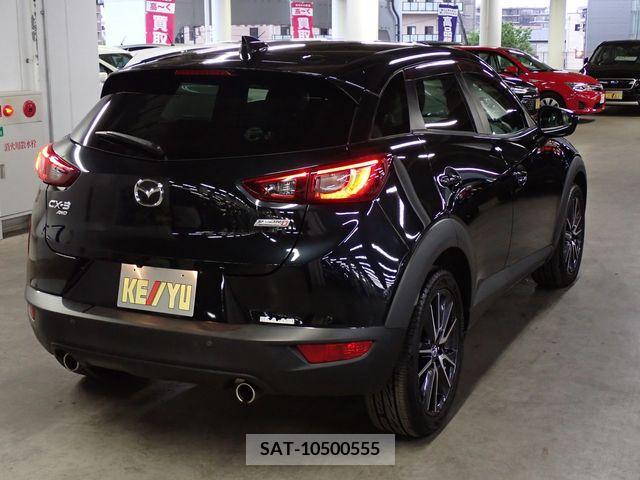 Mazda CX-3 2017-08 358478-1