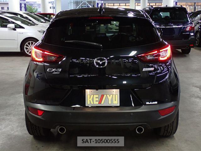 Mazda CX-3 2017-08 358478-5