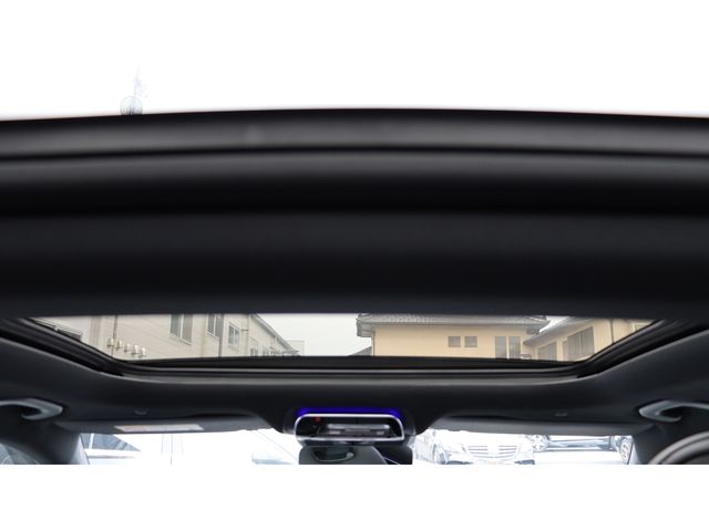 Mercedes Benz C-CLASS 2023-04 184153-13
