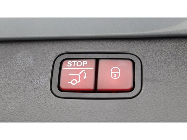 Mercedes Benz C-CLASS 2023-04 184153-5