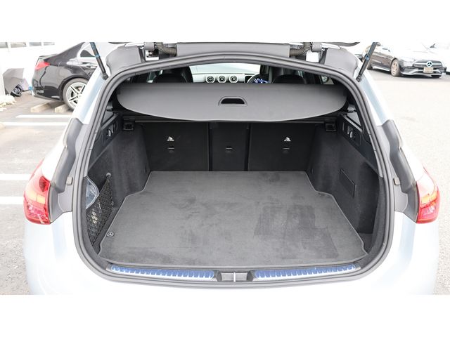 Mercedes Benz C-CLASS 2023-04 184153-4