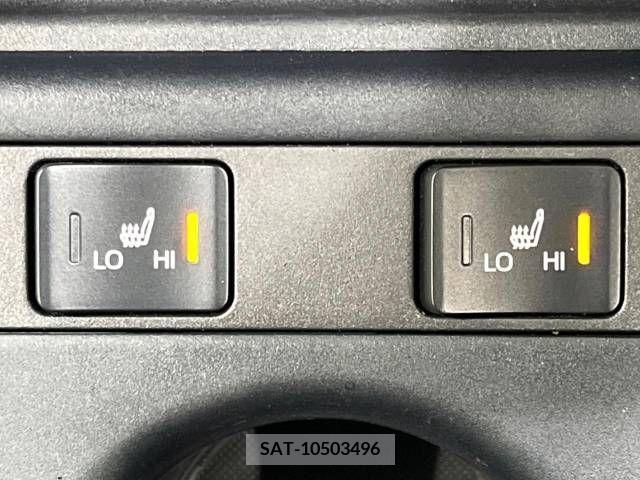Toyota PRIUS 2019-07 322422-7