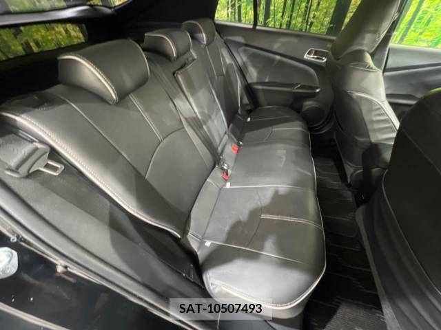 Toyota PRIUS 2021-06 281805-8