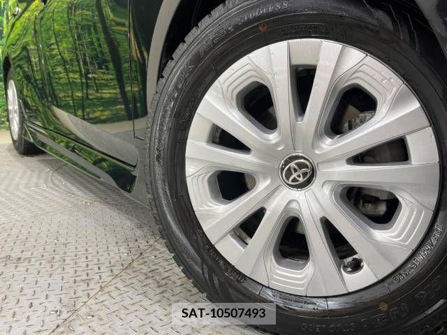 Toyota PRIUS 2021-06 281805-12