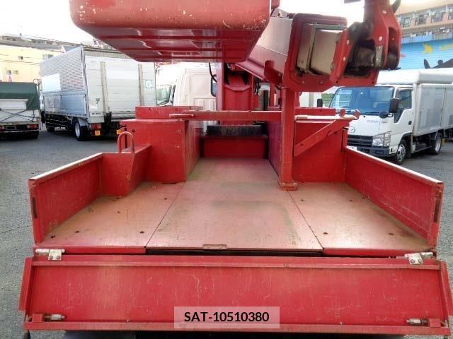 Hino DUTRO 2013-08 204027-15