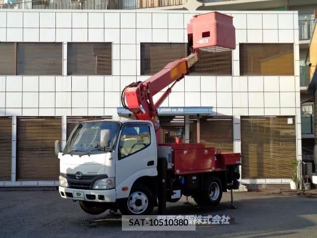 Hino DUTRO 2013-08 204027-0