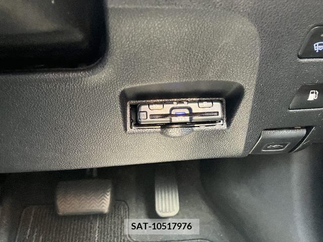 Toyota PRIUS 2020-12 366527-14