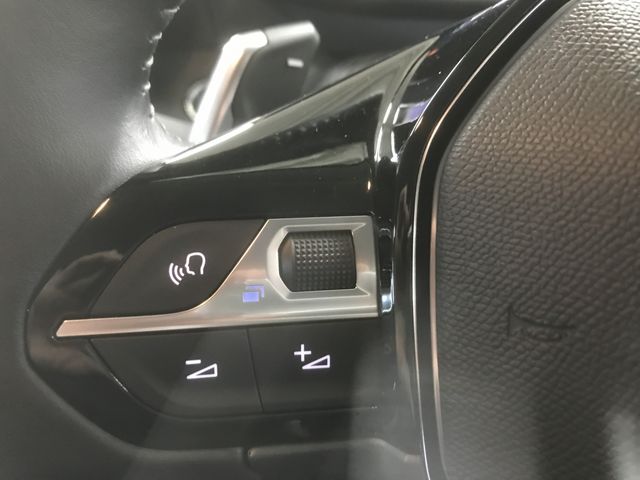 Peugeot 208 2020-10 196504-22