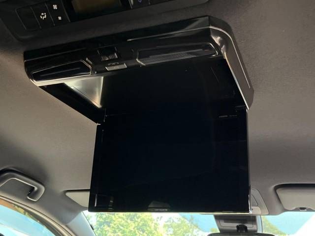 Toyota VOXY 2018-08 183092-2