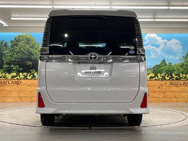Toyota VOXY 2018-08 183092-15
