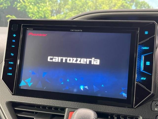 Toyota VOXY 2018-08 183092-3