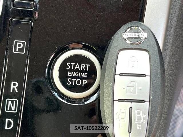 Nissan SERENA 2017-02 386082-10