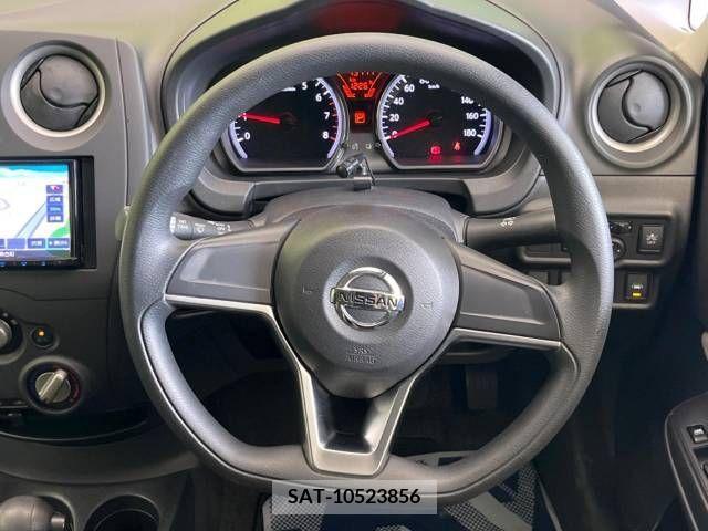 Nissan NOTE 2018-12 337384-11