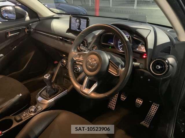 Mazda DEMIO 2017-03 206824-11